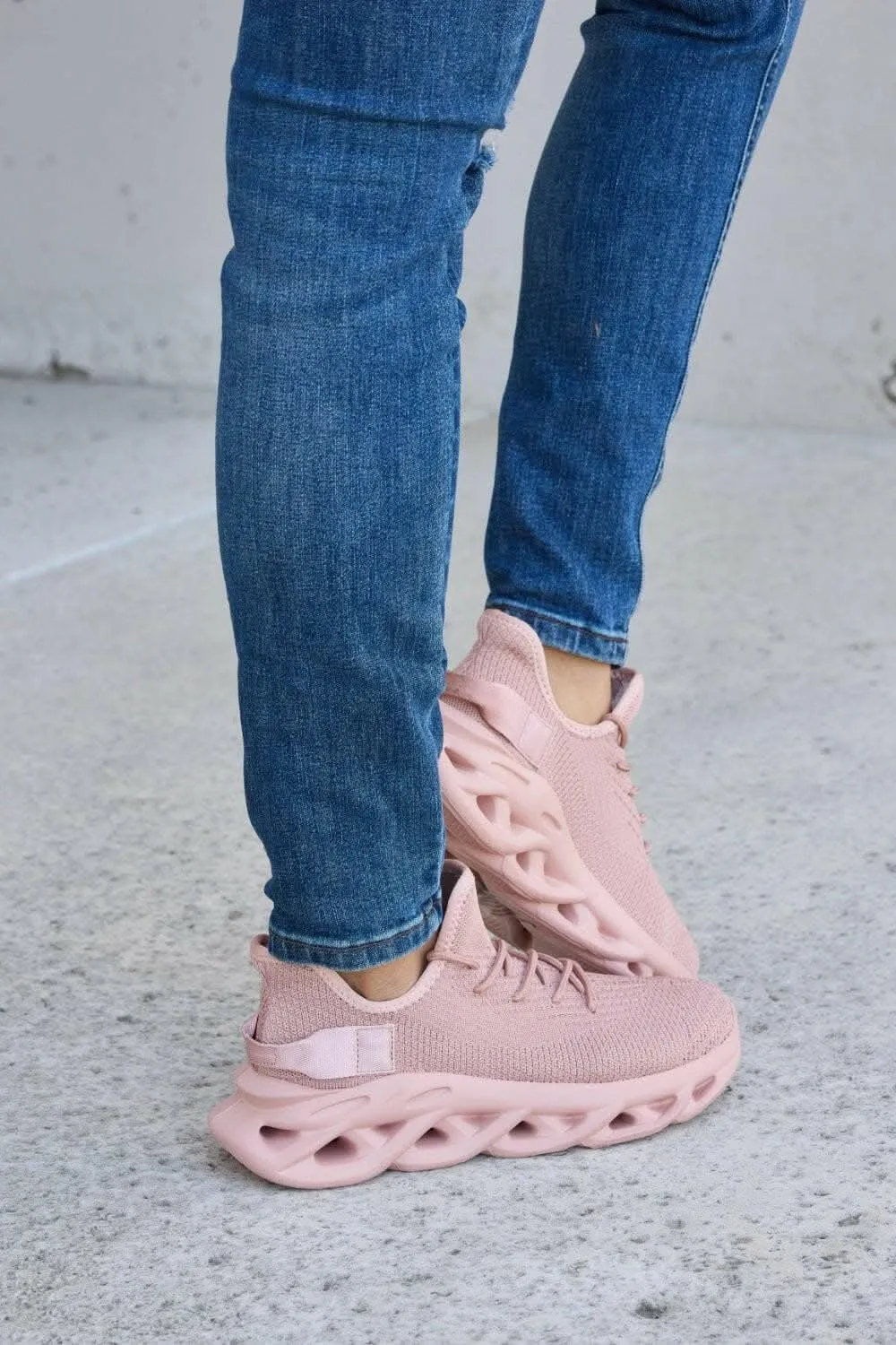 Elevate Your Style with Mesh Platform Sneakers for Active Lifestyle