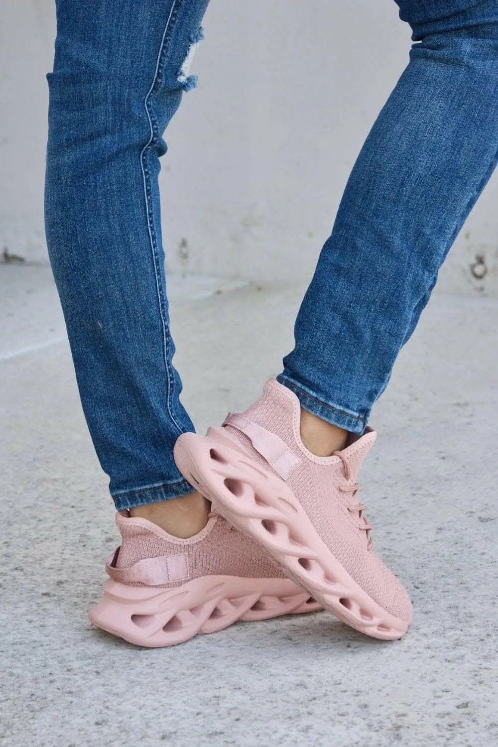 Elevate Your Style with Mesh Platform Sneakers for Active Lifestyle