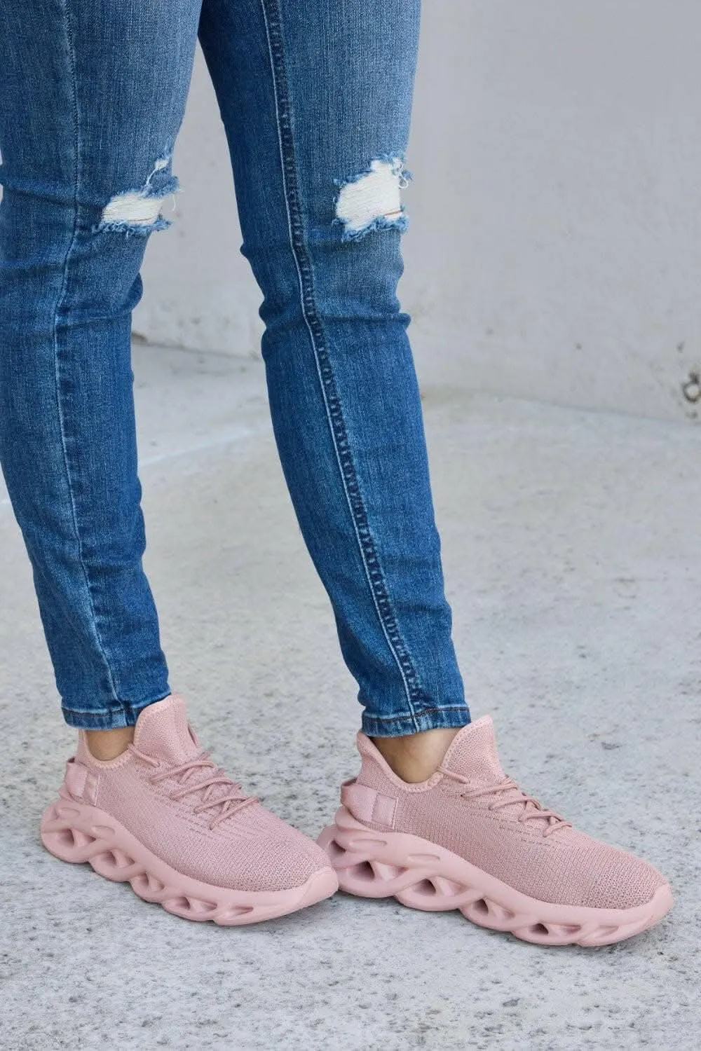 Elevate Your Style with Mesh Platform Sneakers for Active Lifestyle
