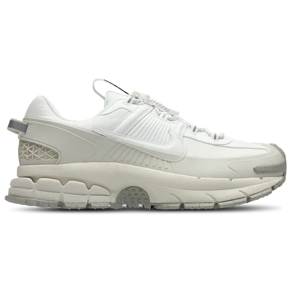 Nike Zoom Vomero Roam White Sneaker