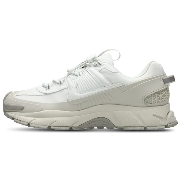 Nike Zoom Vomero Roam White Sneaker