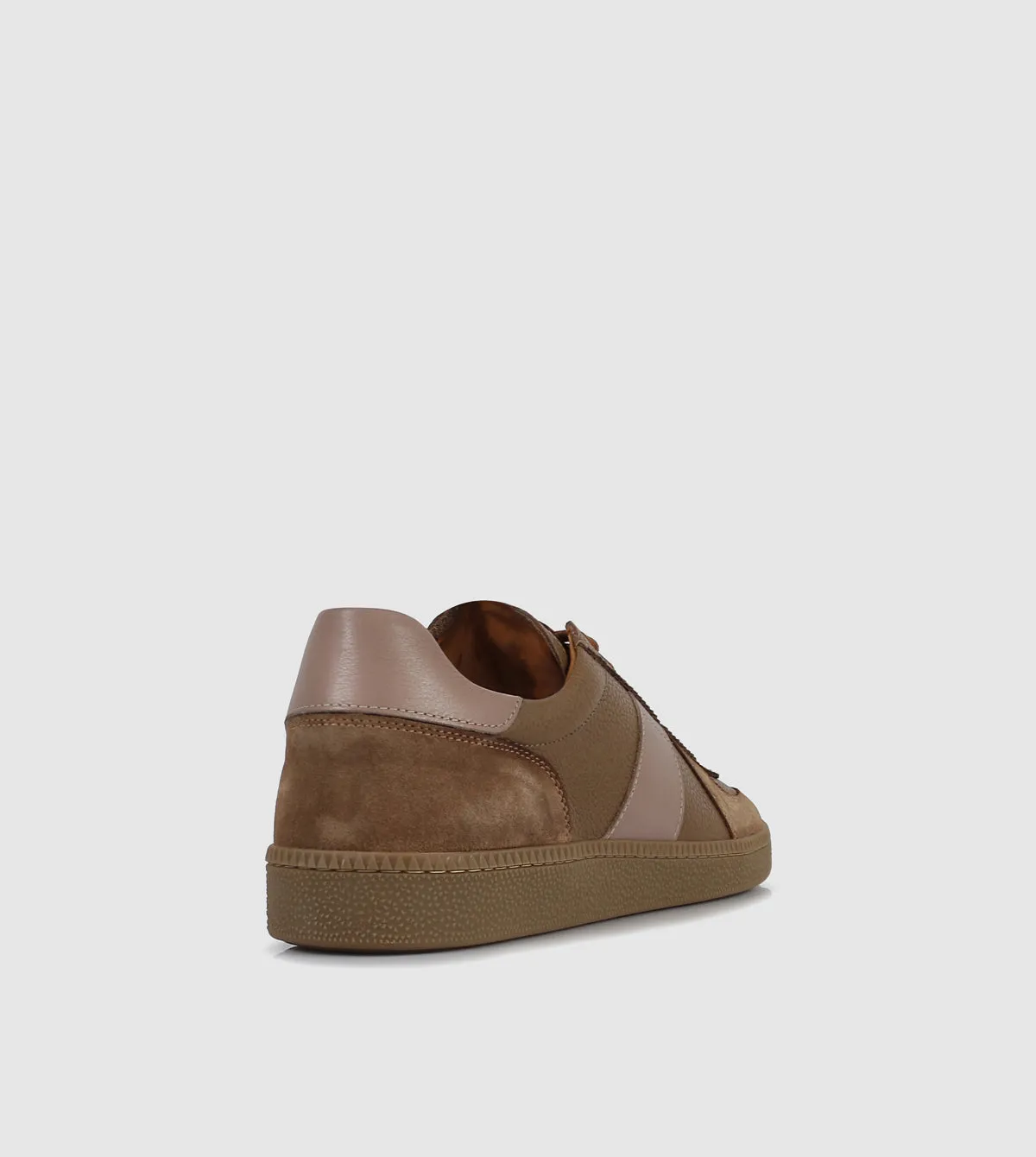 Ralph Low Top Sneakers by Brando