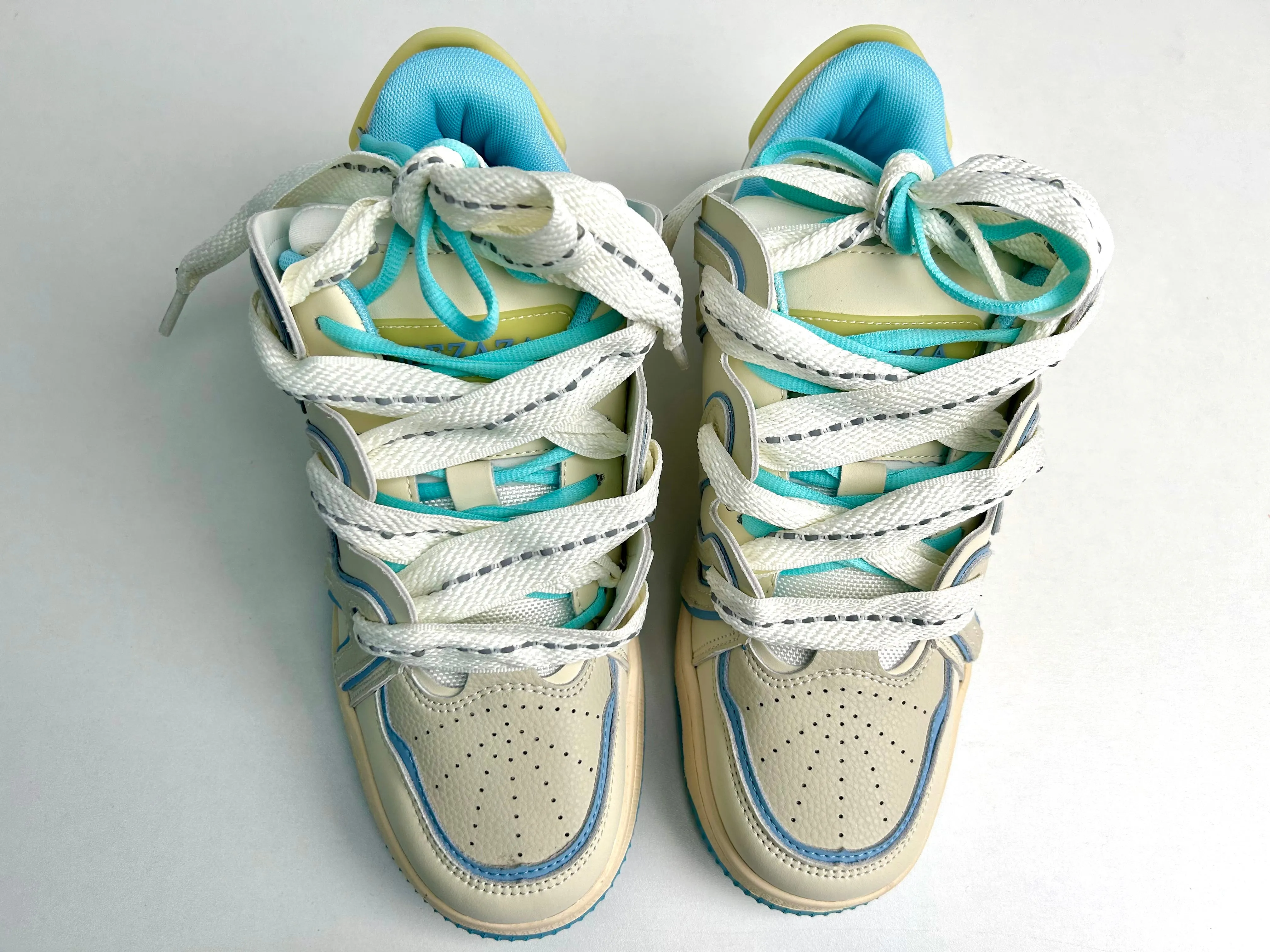 Waved | Beige and Blue Sneakers